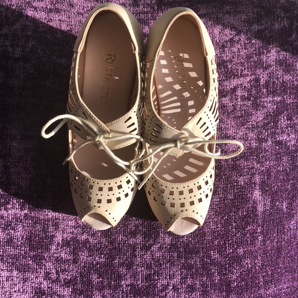 Mindy, beige wedges from Restricted